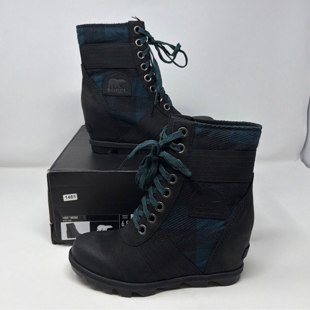 Sorel Lexie Wedge Boots Women’s 6.5 Black Plaid Teal Waterproof STORE MODEL